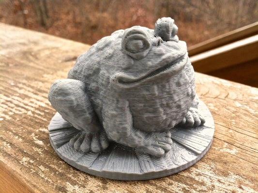 Garden Toad Figurine - Whimsical Outdoor Decor - Realistic Amphibian Sculpture - JCSFY 3D Printed