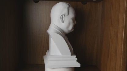 Winston Churchill Bust - British Prime Minister Statue | WWII Leader Sculpture Decor